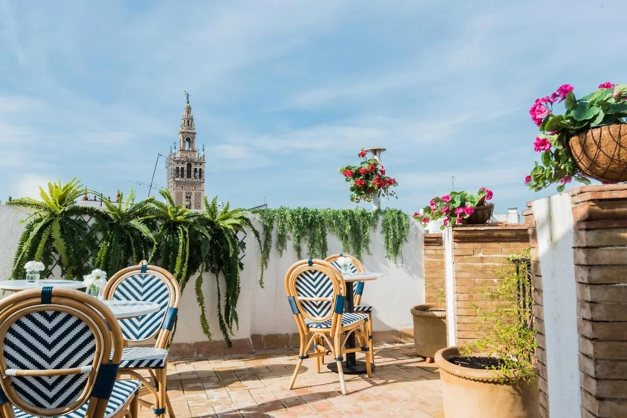 Nuea Cicerone Hotel Seville