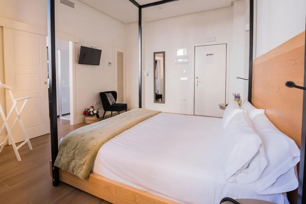 Nuea Cicerone Hotel Seville Guest house